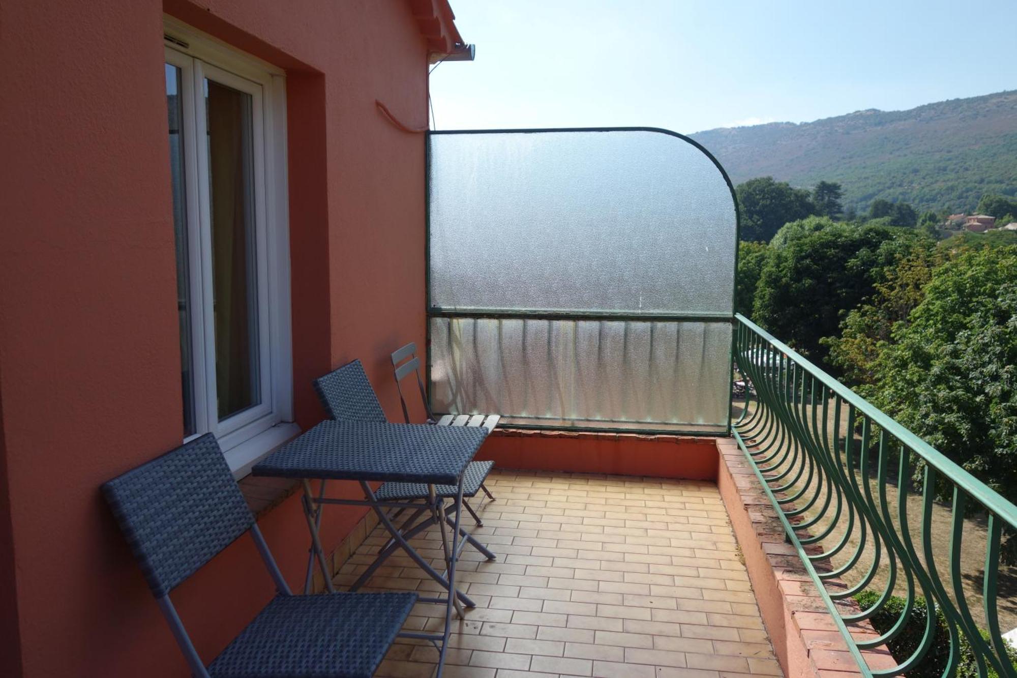 Hotel Le Prejoly Saint-Vallier-de-Thiey Room photo